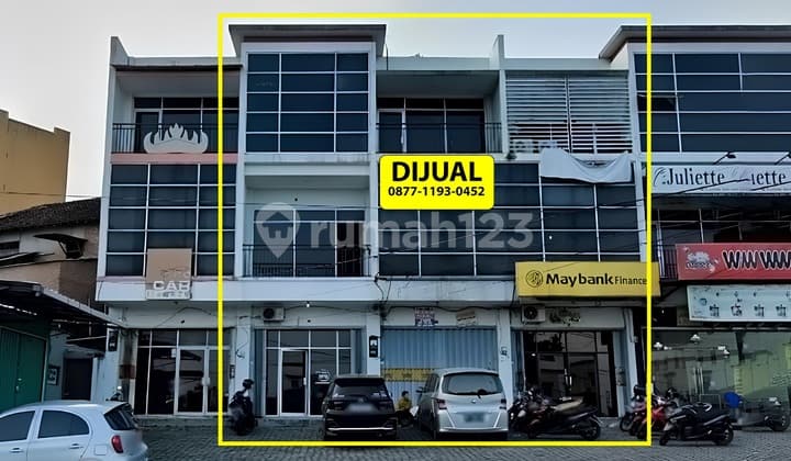 Dijual Ruko 3 Pintu 3 Lantai Pinggir Jalan Gajah Mada
