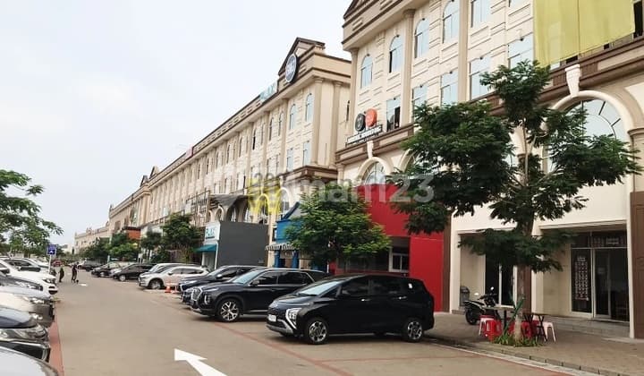 For Rent: Golf Island Shop House PIK RGJ, Busiest Street in North Jakarta