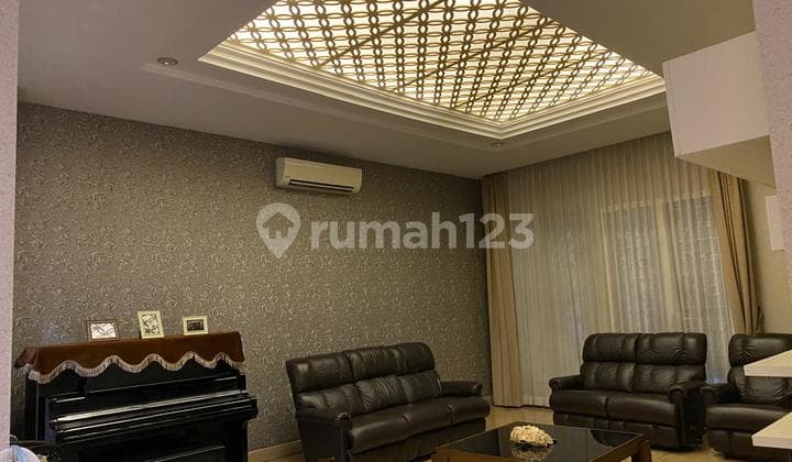 For Sale: PIK House, Contractor-Built Full Building, Size 355M, in North Jakarta.