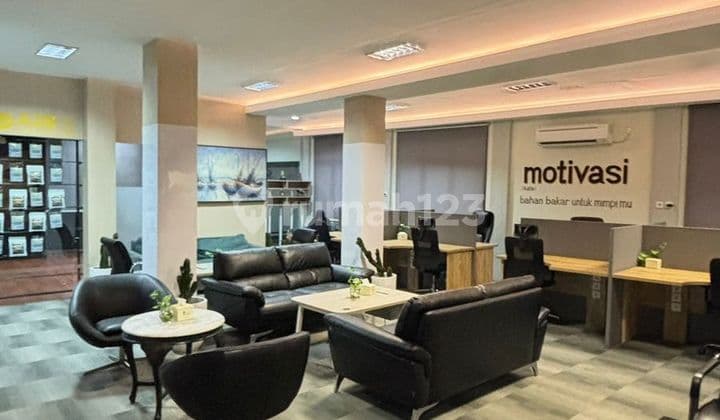 Bangunan Cocok untuk Cafe dan Kantor Dikilo
