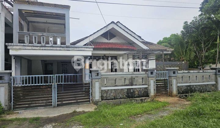 a house with a spacious yard in new balikpapan