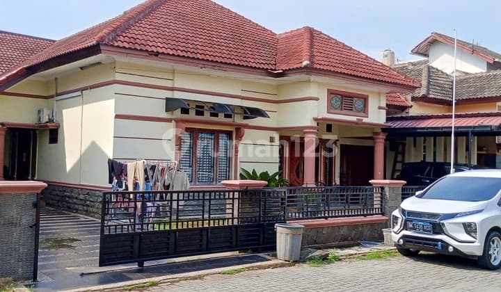 Rumah Gandeng Komplek Graha Patriot, Sunggal, Siap Huni