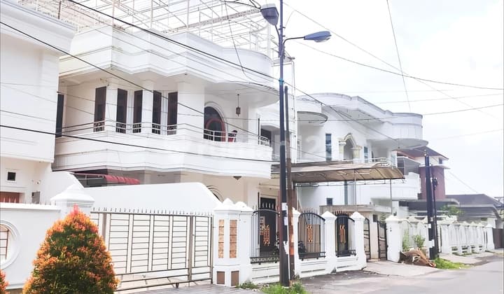 Jl. Sei Bingei. Belakang Erha Clinic Iskandar Muda. Under Market