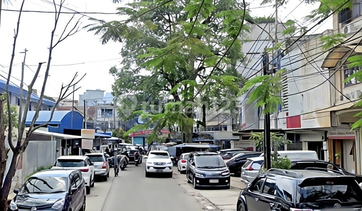 Ruko Jl. Mangkubumi ( Seberang Kantor Imigrasi ) Lokasi Strategis