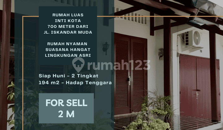Spacious Green House. 700 Meters from Iskandar Muda Street. City Center.