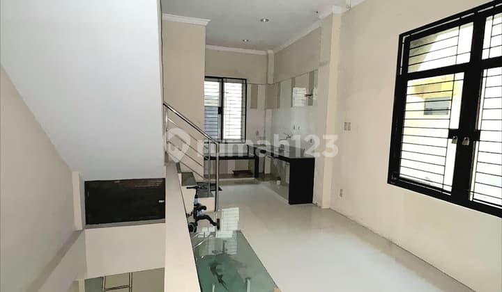 Ruko Mmtc, Pancing. Posisi Hook. Siap Huni. Harga Sangat Bagus !!