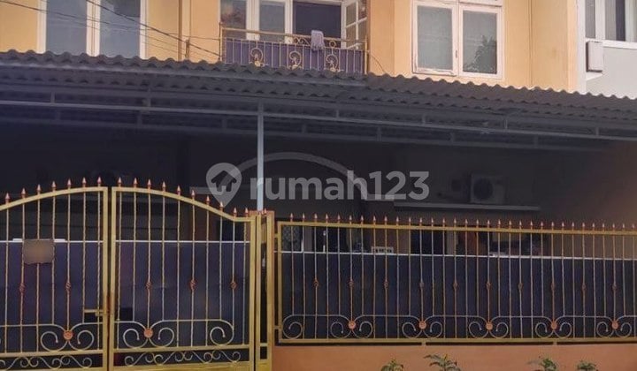 Dijual Cepat Rumah Nirwana Eksekutif Blok Depan Surabaya