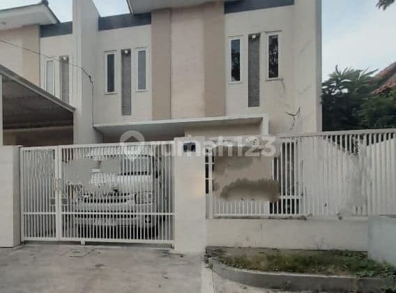 Jual Rumah 2 Lantai di Jemursari Surabaya! Harga nego