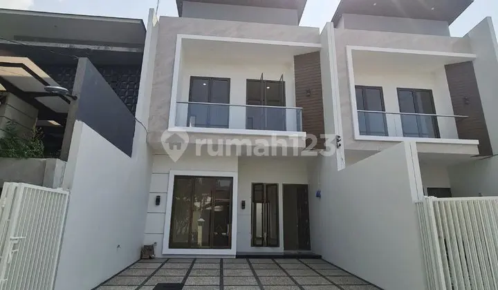 Rumah Baruk Tengah Surabaya Dekat Superindo