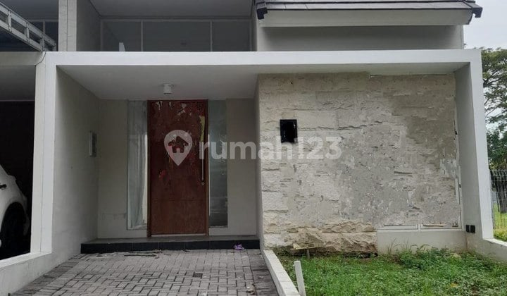 Dijual Rumah Northwest Park Citraland Surabaya