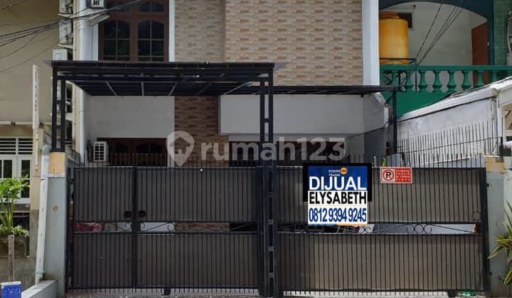 Dijual Cepat Rumah 2 Lantai, Bisa Untuk Usaha di Kelapa Gading