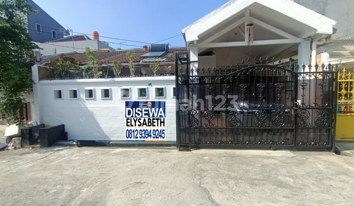 Disewakan Rumah Bagus di Sunter, Jalan 2 Mobil , Harga Ok