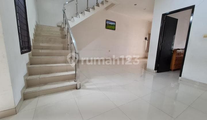 Dijual Cepat Rumah Bagus di Kelapa Nias, Jalan 3 Mobil, Lokasi Dekat Mal