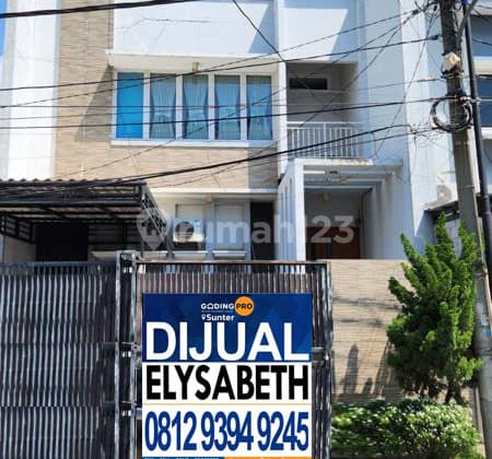 Dijual cepat rumah 2 lantai, full furnished, row jalan 3 mbl, kelapa gading
