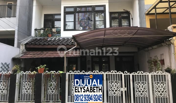 DIJUAL CEPAT rumah 2 lantai, standar, row 2 mobil, kelapa gading
