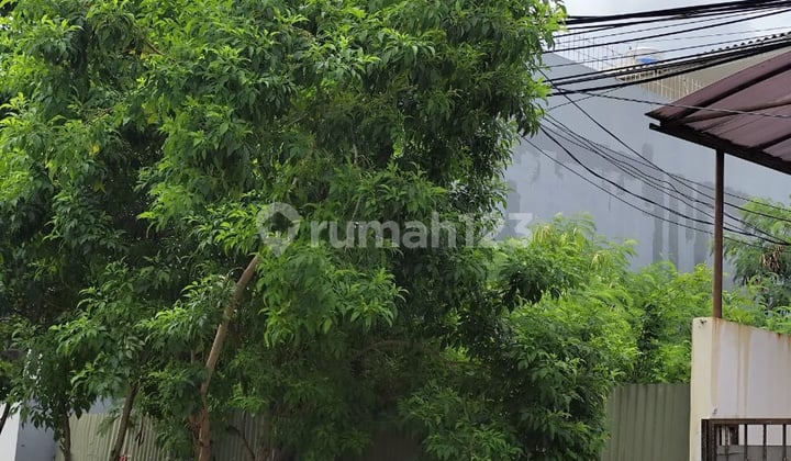 Dijual Cepat Kavling di Kelapa Gading, Row Jalanan 4 mobil, Strategis