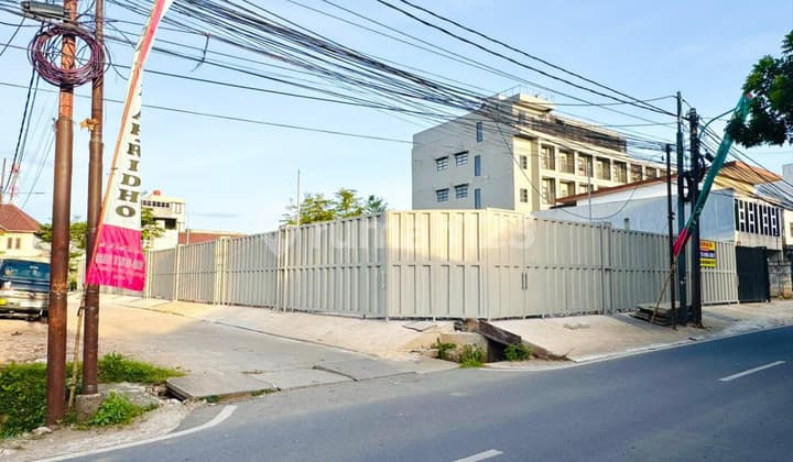 Meruya Tanah Luas Di Pinggir Jalan Raya