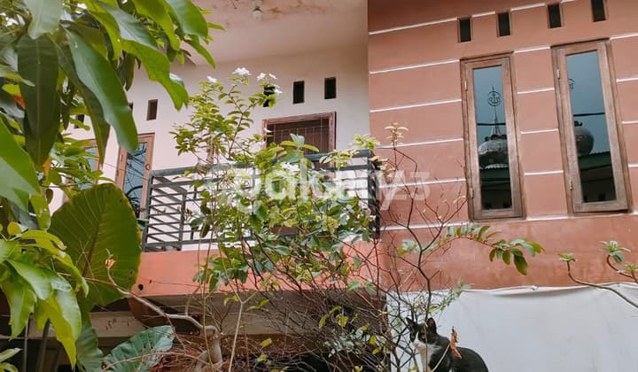 Customs Complex House in Kelapa Gading, Flood-Free