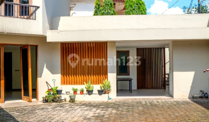 Rumah Menteng Dalam - Rumah 2 Lantai Jakarta Pusat