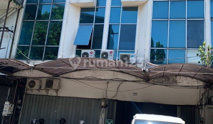 RUKO JEMURSARI 2 RUKO GANDENG ADA HALAMAN PARKIR