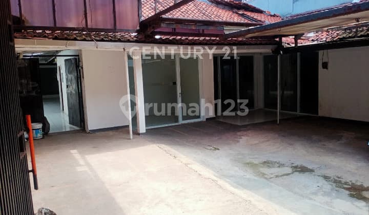 Ruang Usaha di Mainroad Holis Cocok untuk Gudang / Usaha Konveksi