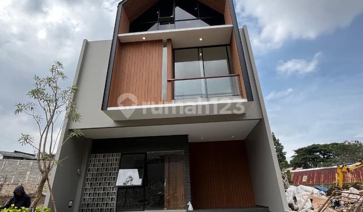 Rumah Baru Setra Duta Minimalis Free Bphtb, Smart Door Lock Dan Kanopi