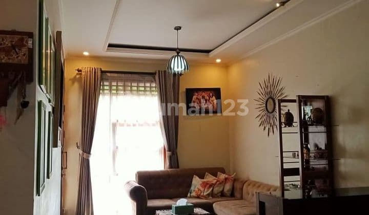 Rumah Asri Terawat di Sayap Ujung Berung Bandung