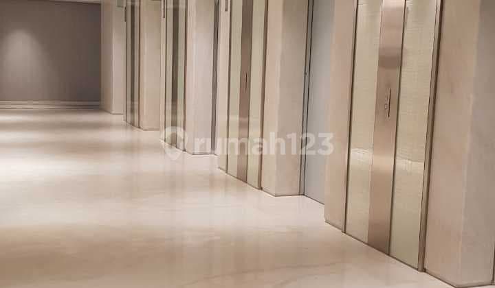 Disewakan Office Space World Capital Tower Ukuran 100 Sqm Mega Kuningan Jakarta Selatan