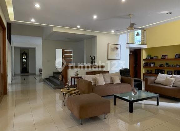 For Sale House in Duren Tiga Selatan, South Jakarta