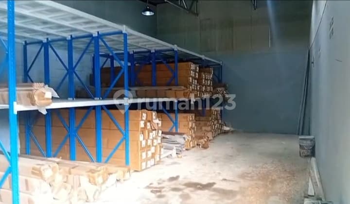 Gudang Bebas Banjir dan Pungli Akses Container Sudah SHM Posisi Hookdi Kapuk Jakarta Barat