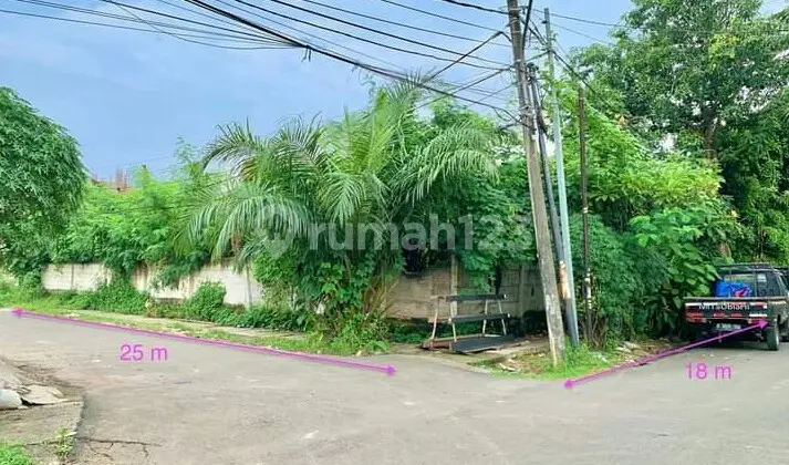 Tanah luas Hoek di Perumahan Meruya Sudah Ada IMB