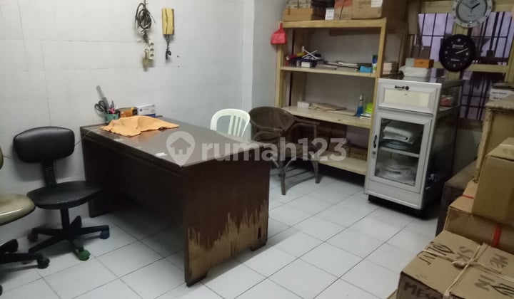 Rumah Murah Hitung Tanah Di Kawasan Bisnis Pasar Pagi