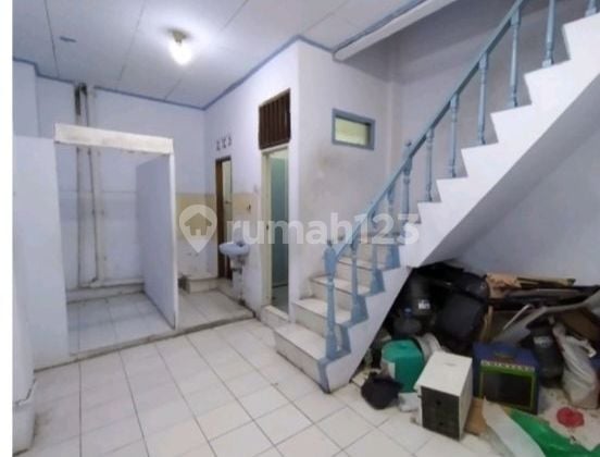 Rumah Strategis Bebas Banjir Di Kota Jakarta Barat Dekat Glodok