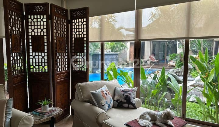 Rumah Cantik 2 Lantai Full Furnished Siap Huni Ada Swimming Pool Terletak di Sanur Bali