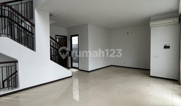 Affordable Luxury Home Already Smart Home Semi Furnished Elegant Design SHM Certificate in Zora Cluster Keia BSD City