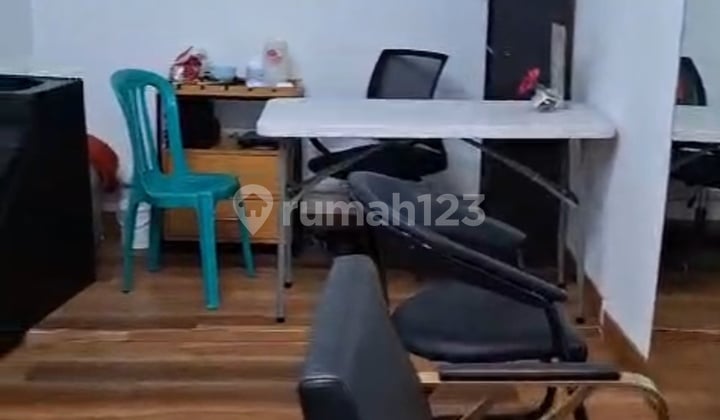 Ruko Murah 2 Lantai Cocok untuk Coffee Shop, Salon, Warung Madura, Ekspedisi Lokasi Strategis di Jembatan Lima