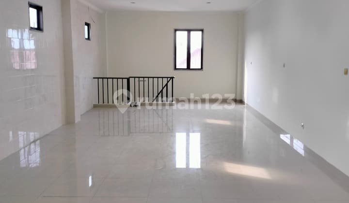 Neat Shop House Already Renovated Suitable For Business Or Office Ample Parking Strategic Location In Greenville Taman Ratu