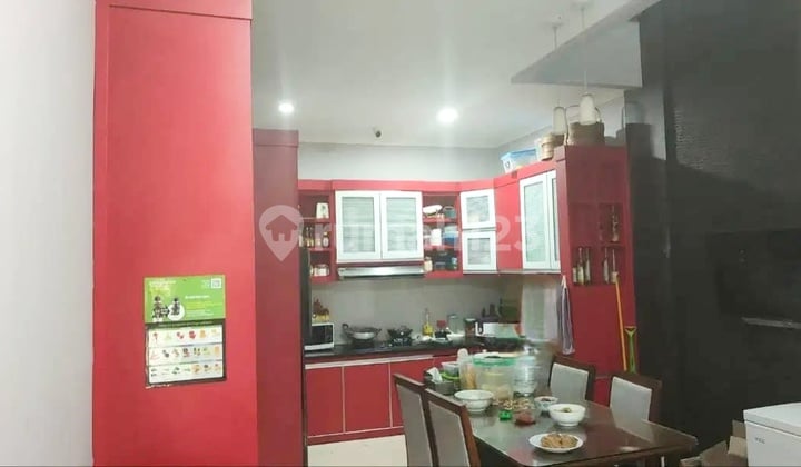 3-Story House with SHM Located in Puri Beta 2, Taman Buah Cluster, Ciledug Tangerang