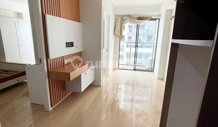Apartemen Semi Furnished Design Menarik Middle Floor di Daan Mogot City Jakarta Barat