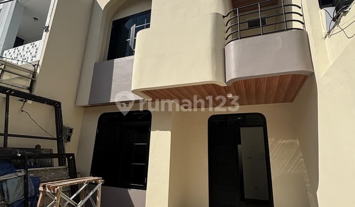 RUMAH BARU SIAP HUNI DI SEKTOR 1 D - GADING SERPONG - SHM - TANGERANG