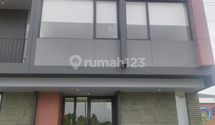Rumah Kos 3 Lantai Strategis Pusat Kota Lippo Karawang