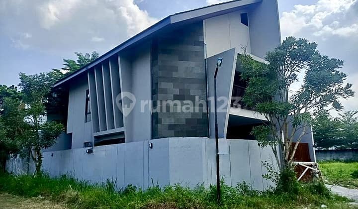 Rumah Cantik Modern Tropical Full Furnished Di Madegondo, Solo Baru