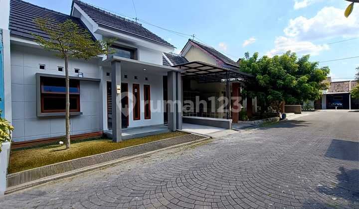 Rumah Bagus Bangunan Baru Di Cluster Mangesti Gentan