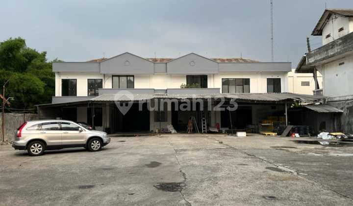 Disewa Gudang Parkiran bisa 20 Mobil Masuk Kontainer di Pamulang Tangerang