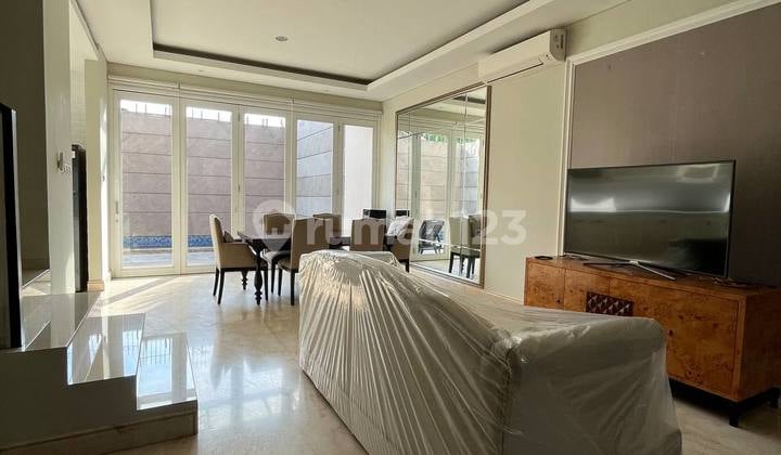 Disewakan Rumah 3lt Ada Rooftop Kolam Renang Luas 315m2 Kemang Disewakan Rumah 3lt Ada Rooftop Kolam Renang Luas 315m2 Kemang