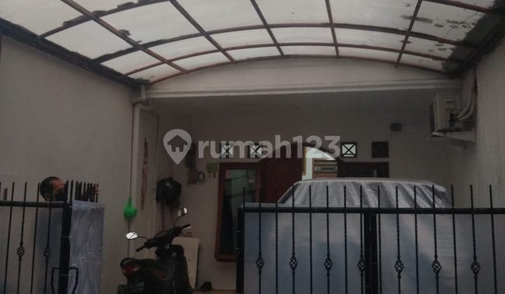 Jual Butuh Rumah 2Lt Luas 117M2 Masuk Mobil Bs KPR Pinggir Jalan