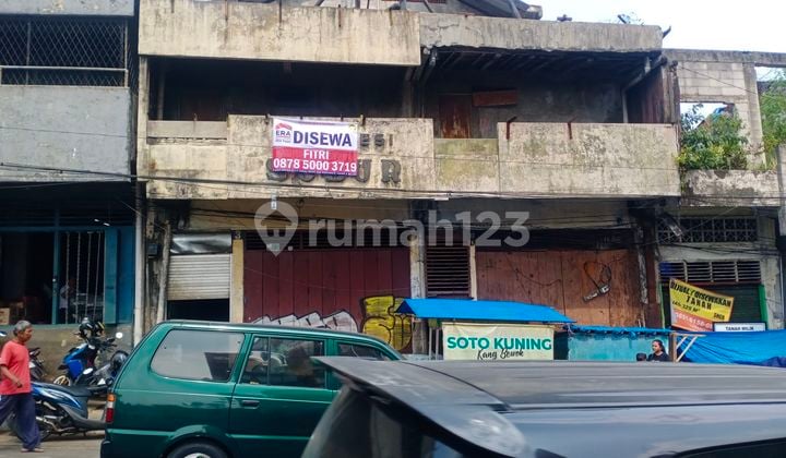 For Rent: Shop House by the Roadside Near Bogor Botanical Garden
