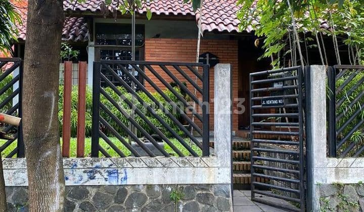 Dijual Rumah 2 Lantai Hitung Tanah Di Pinggir Pintu Tol