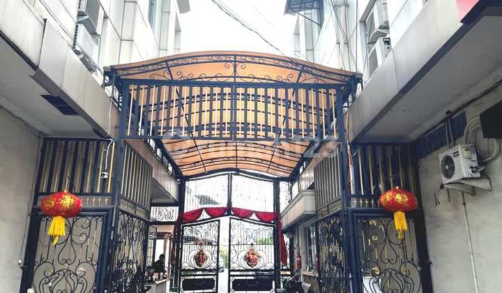 Dijual Villa Luas Komplek The Crown Jl.s Parman Medan