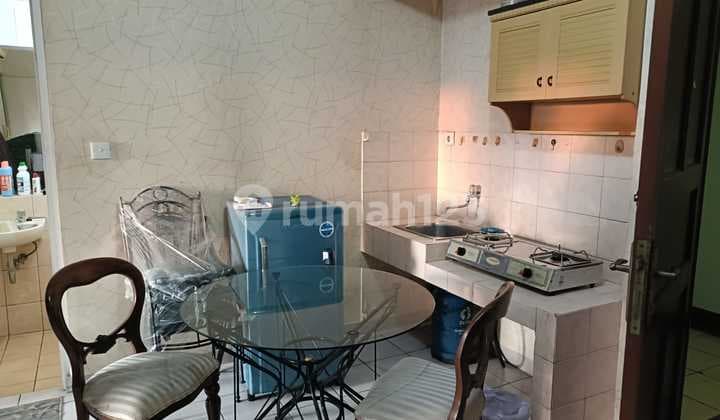 Apartemen Mediterania 1 , 2 Kamar Tidur Furnished Murah Butuh